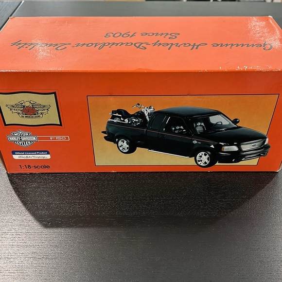 Harley-Davidson Limited Edition Collectable Model Ford F150 Truck & Fat Boy - Picture 13 of 13